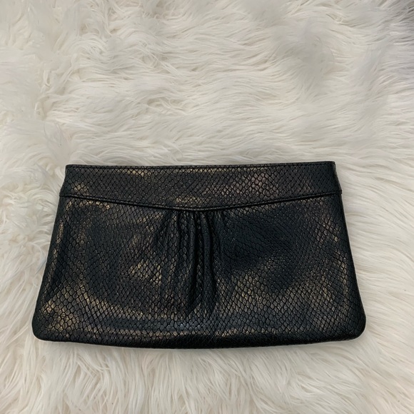 Banana Republic Handbags - 🔥SOLD🔥 Banana Republic Black Snaked Embossed Clutch